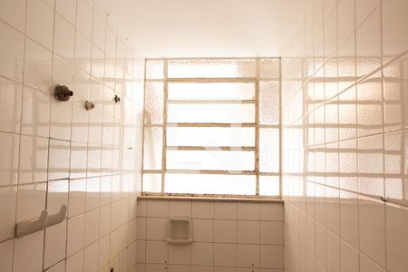 Casa à venda com 221m², 5 quartos e 3 vagasBANHEIRO 2