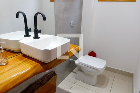 Casa para alugar com 260m², 3 quartos e 2 vagasLavabo