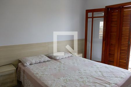 Quarto 1  de casa à venda com 3 quartos, 260m² em Remédios, Osasco