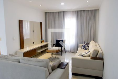 Sala de casa à venda com 3 quartos, 260m² em Remédios, Osasco