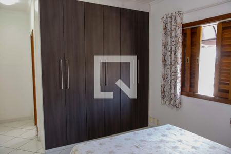 Casa para alugar com 260m², 3 quartos e 2 vagasQuarto 3