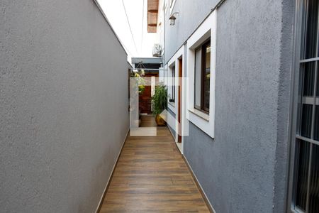 Casa para alugar com 260m², 3 quartos e 2 vagasCorredor