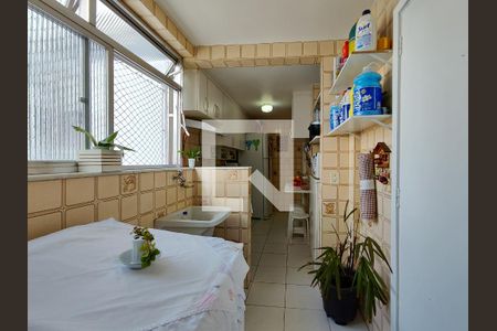 Apartamento à venda com 80m², 2 quartos e 1 vagaÁrea de Serviço