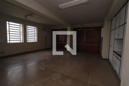 Casa para alugar com 320m², 4 quartos e 2 vagasgaragem