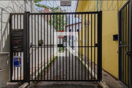 Casa de condomínio à venda com 100m², 3 quartos e 1 vagaFachada