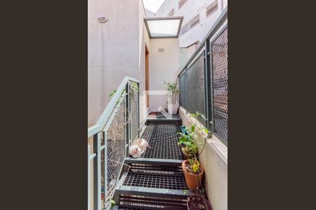 Casa de condomínio à venda com 100m², 3 quartos e 1 vagaCorredor