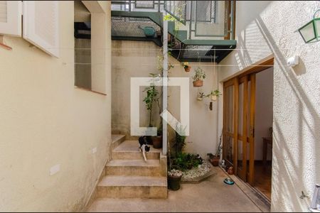 Casa de condomínio à venda com 100m², 3 quartos e 1 vagaQuintal