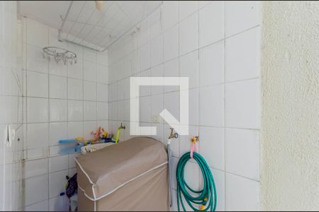 Casa de condomínio à venda com 100m², 3 quartos e 1 vagaÁrea de Serviço