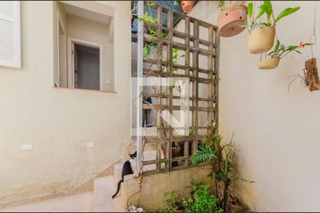 Casa de condomínio à venda com 100m², 3 quartos e 1 vagaQuintal