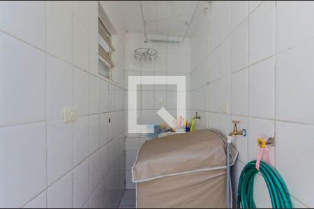 Casa de condomínio à venda com 100m², 3 quartos e 1 vagaÁrea de Serviço