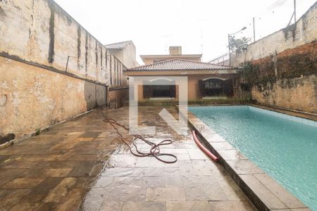 Casa à venda com 446m², 4 quartos e 8 vagasPiscina