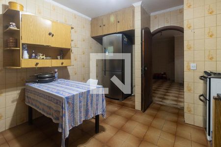 Casa à venda com 446m², 4 quartos e 8 vagasCozinha