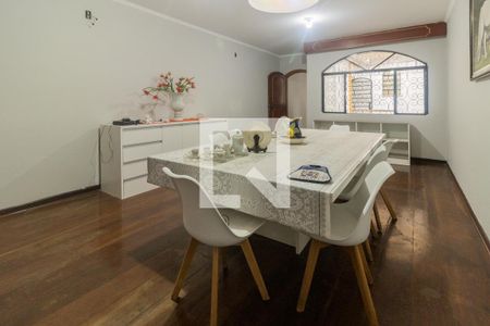 Casa à venda com 446m², 4 quartos e 8 vagasSala Jantar