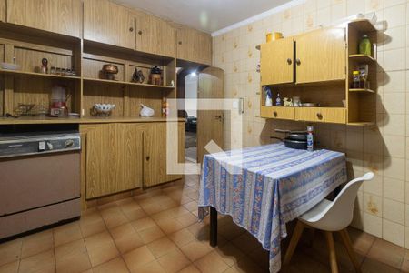 Casa à venda com 446m², 4 quartos e 8 vagasCozinha