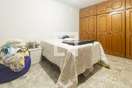 Casa à venda com 446m², 4 quartos e 8 vagasSuíte 01