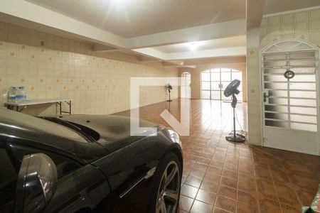 Casa à venda com 446m², 4 quartos e 8 vagasGaragem