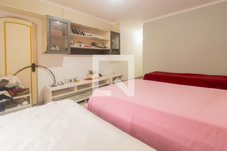 Casa à venda com 446m², 4 quartos e 8 vagasSuíte 02