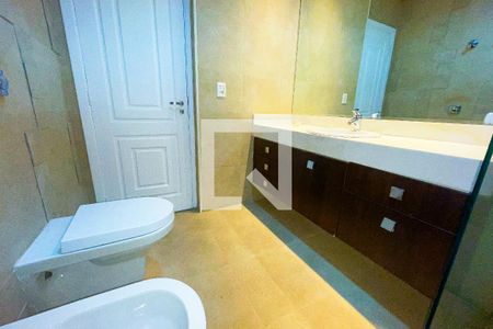Apartamento para alugar com 169m², 2 quartos e 1 vaga Apartamento para alugar com 169m², 2 quartos e 1 vagaBanheiro