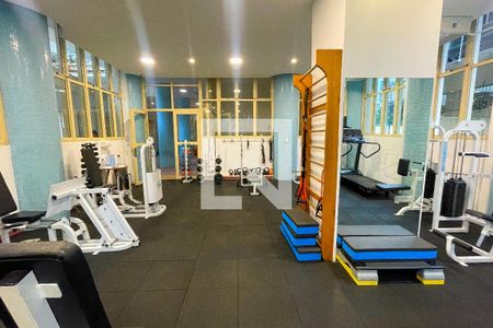 Apartamento para alugar com 169m², 2 quartos e 1 vaga Apartamento para alugar com 169m², 2 quartos e 1 vagaÁrea comum - Academia