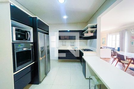 Apartamento para alugar com 169m², 2 quartos e 1 vaga Apartamento para alugar com 169m², 2 quartos e 1 vagaCozinha
