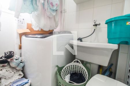 Área de Serviço de casa à venda com 2 quartos, 58m² em Jardim Tupanci, Barueri