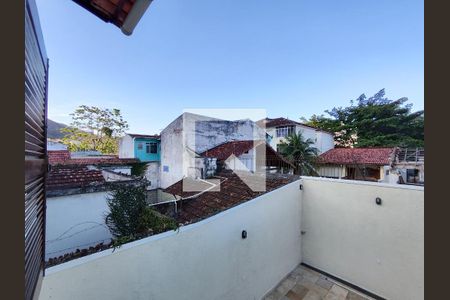 Casa à venda com 364m², 4 quartos e 5 vagasVista do Quarto 3