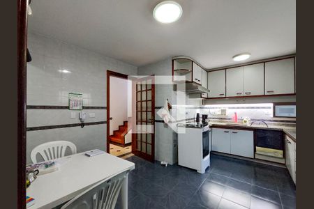 Casa à venda com 364m², 4 quartos e 5 vagasCozinha