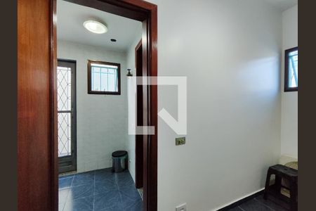 Casa à venda com 364m², 4 quartos e 5 vagasQuarto de Serviço