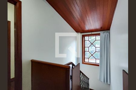 Casa à venda com 364m², 4 quartos e 5 vagasHall social