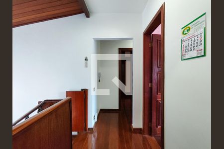 Casa à venda com 364m², 4 quartos e 5 vagasHall social