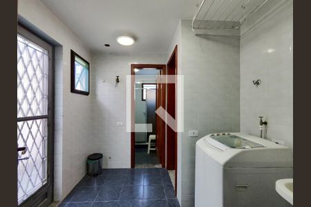 Casa à venda com 364m², 4 quartos e 5 vagasÁrea de Serviço