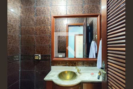 Casa à venda com 364m², 4 quartos e 5 vagasLavabo