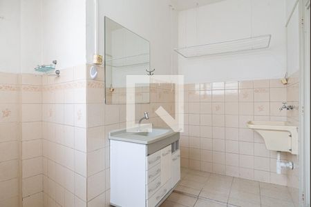 Banheiro de kitnet/studio para alugar com 1 quarto, 40m² em Consolação, São Paulo