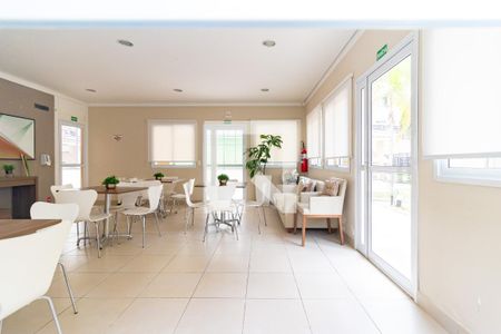 Apartamento para alugar com 38m², 2 quartos e 1 vaga Apartamento para alugar com 38m², 2 quartos e 1 vagaÁrea comum - Salão de festas