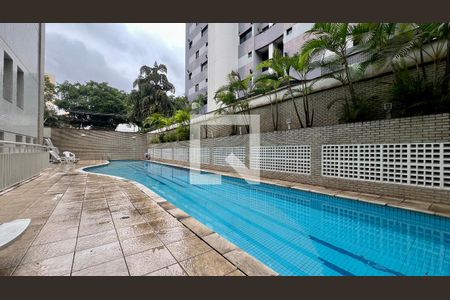 Apartamento para alugar com 28m², 1 quarto e 1 vagaPiscina