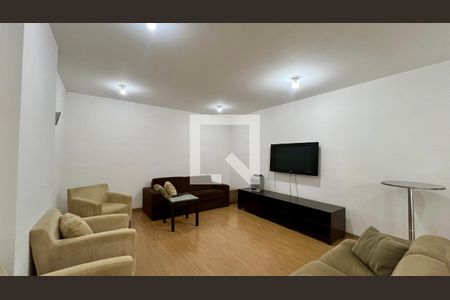 Apartamento para alugar com 28m², 1 quarto e 1 vaga Sala de TV