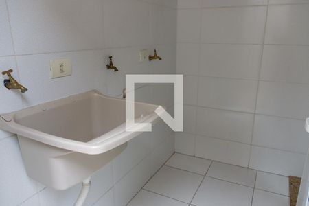 Casa de condomínio à venda com 98m², 2 quartos e 1 vagaLavanderia