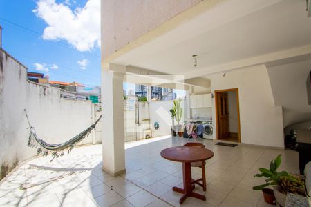 Casa à venda com 91m², 3 quartos e 2 vagas Casa à venda com 91m², 3 quartos e 2 vagasÁrea de serviço/Garagem