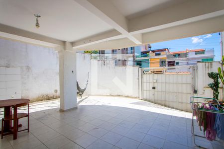 Casa à venda com 91m², 3 quartos e 2 vagas Casa à venda com 91m², 3 quartos e 2 vagasÁrea de serviço/Garagem