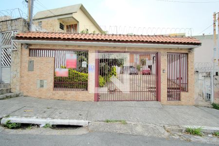 Casa à venda com 300m², 3 quartos e 10 vagasFachada