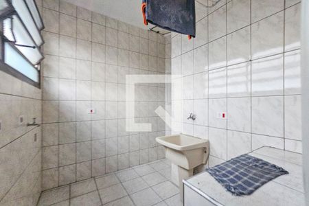 Área de serviço  de casa para alugar com 3 quartos, 118m² em Vila Santo Antônio, Guarujá
