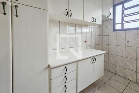 Cozinha de casa para alugar com 3 quartos, 118m² em Vila Santo Antônio, Guarujá