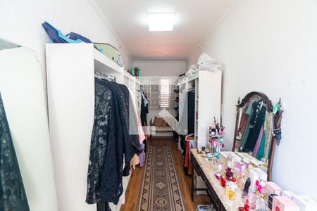 Casa à venda com 186m², 2 quartos e 2 vagasCloset
