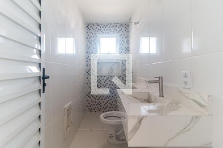 Casa para alugar com 70m², 2 quartos e sem vagaBanheiro