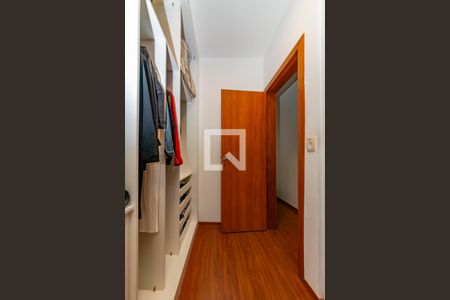 Apartamento para alugar com 125m², 4 quartos e 3 vagasCloset da suíte