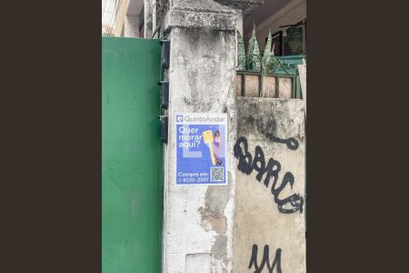 Casa à venda com 71m², 2 quartos e sem vagaPlaquinha