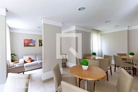 Apartamento à venda com 84m², 2 quartos e 1 vaga Apartamento à venda com 84m², 2 quartos e 1 vagaÁrea comum - Salão de festas