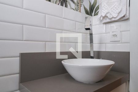 Apartamento à venda com 84m², 2 quartos e 1 vaga Apartamento à venda com 84m², 2 quartos e 1 vagaBanheiro