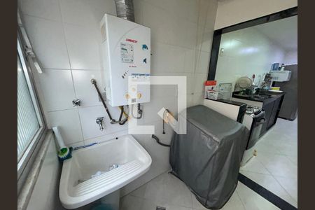 Apartamento à venda com 69m², 2 quartos e 1 vagaÁrea de Serviço