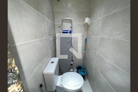 Apartamento à venda com 69m², 2 quartos e 1 vagaBanheiro de serviço